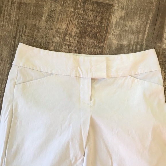 The Limited Exact Stretch Capri Crop Pants - Picture 2 of 6